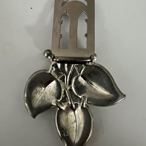 Antique Art Deco Pot Metal Icy Clear Crystal Dress Clip 30s - Picture 11 of 11